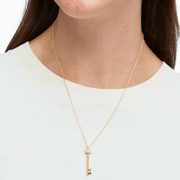 NWT kate spade lock and spade pave key pendant - Picture 2 of 8